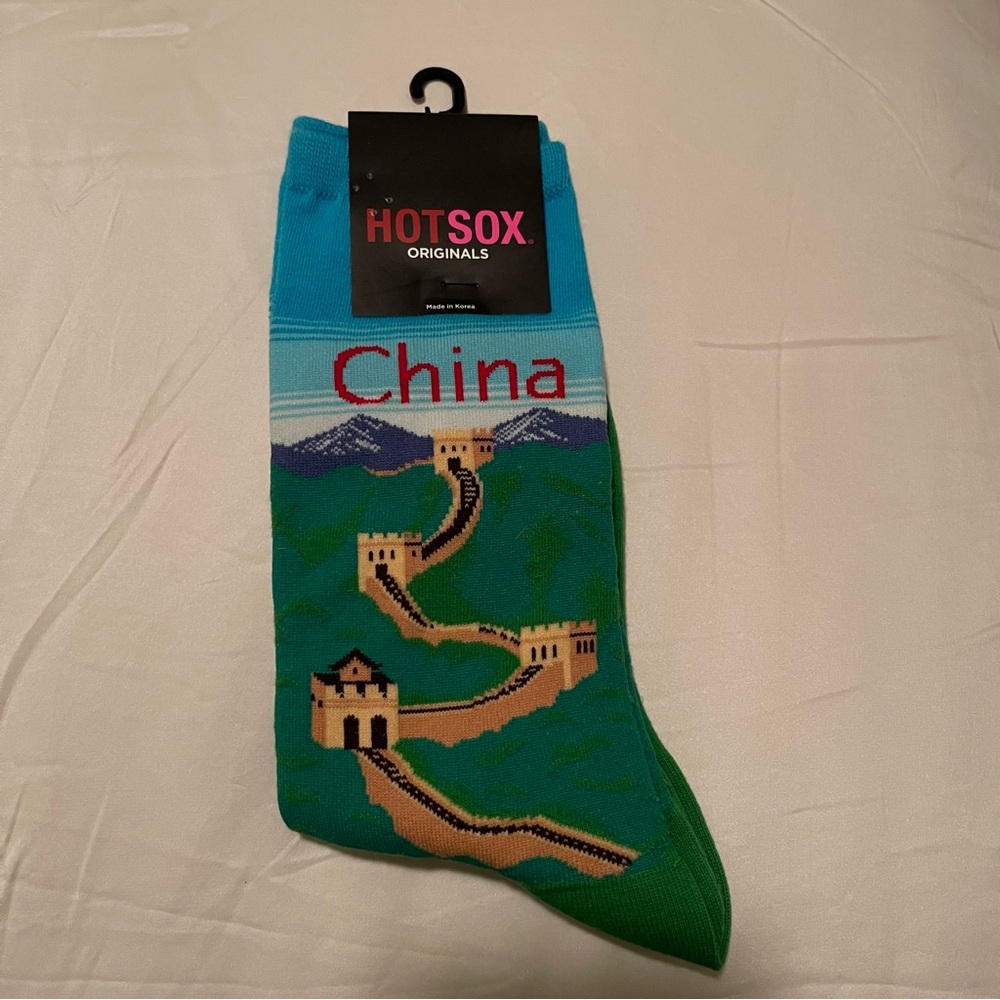 Hot Sox China Great Wall Socks Green and Blue women’s size 4-10 new with tags